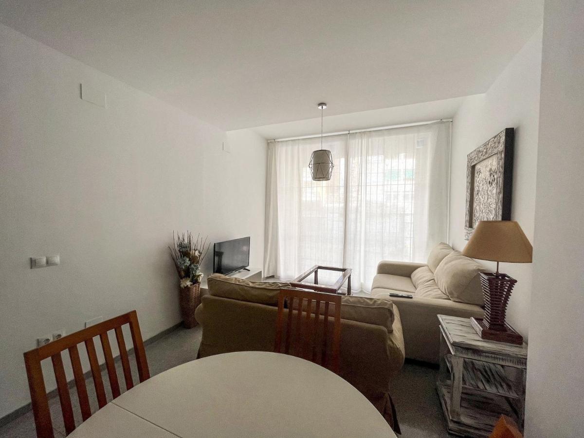 Amplio Apartamento En Av. Carlos Haya Apartamento