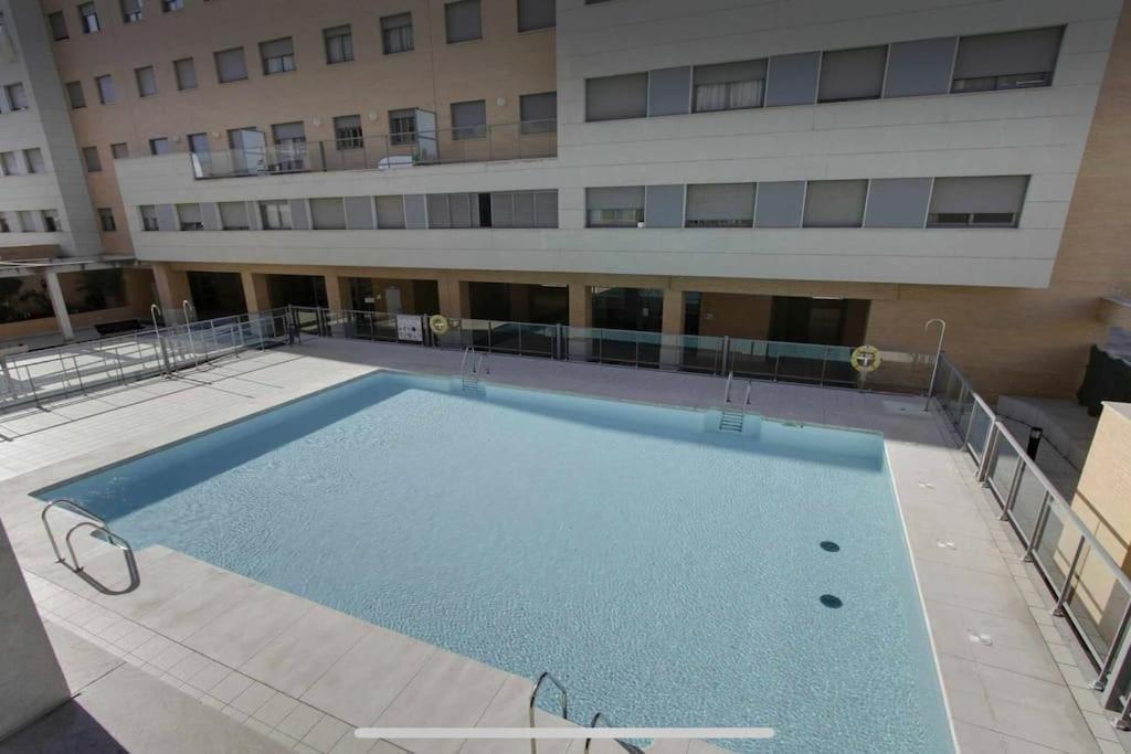 Pacifico 1º Linea De Playa Con Piscina Y Parking Málaga
