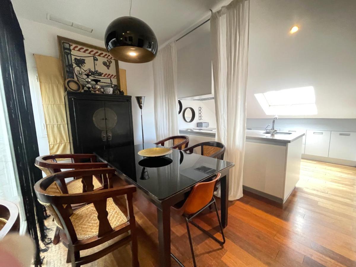 Atico En Plaza De La Constitucion 3 Bedrooms Apartment *