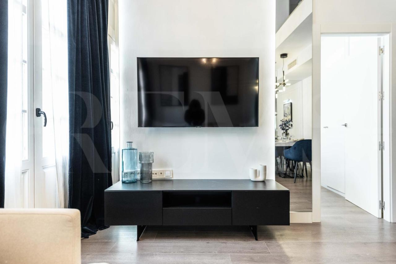 Contemporary Luxe Duplex In The Heart Of By Rems *
