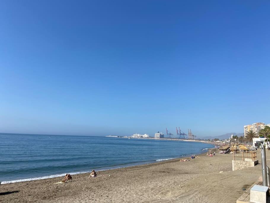 Appartement Exclusivo Bajo Frente Al Mar - Playa La Caleta Málaga