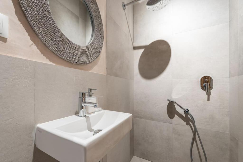 Appartement Exclusivo Bajo Frente Al Mar - Playa La Caleta *