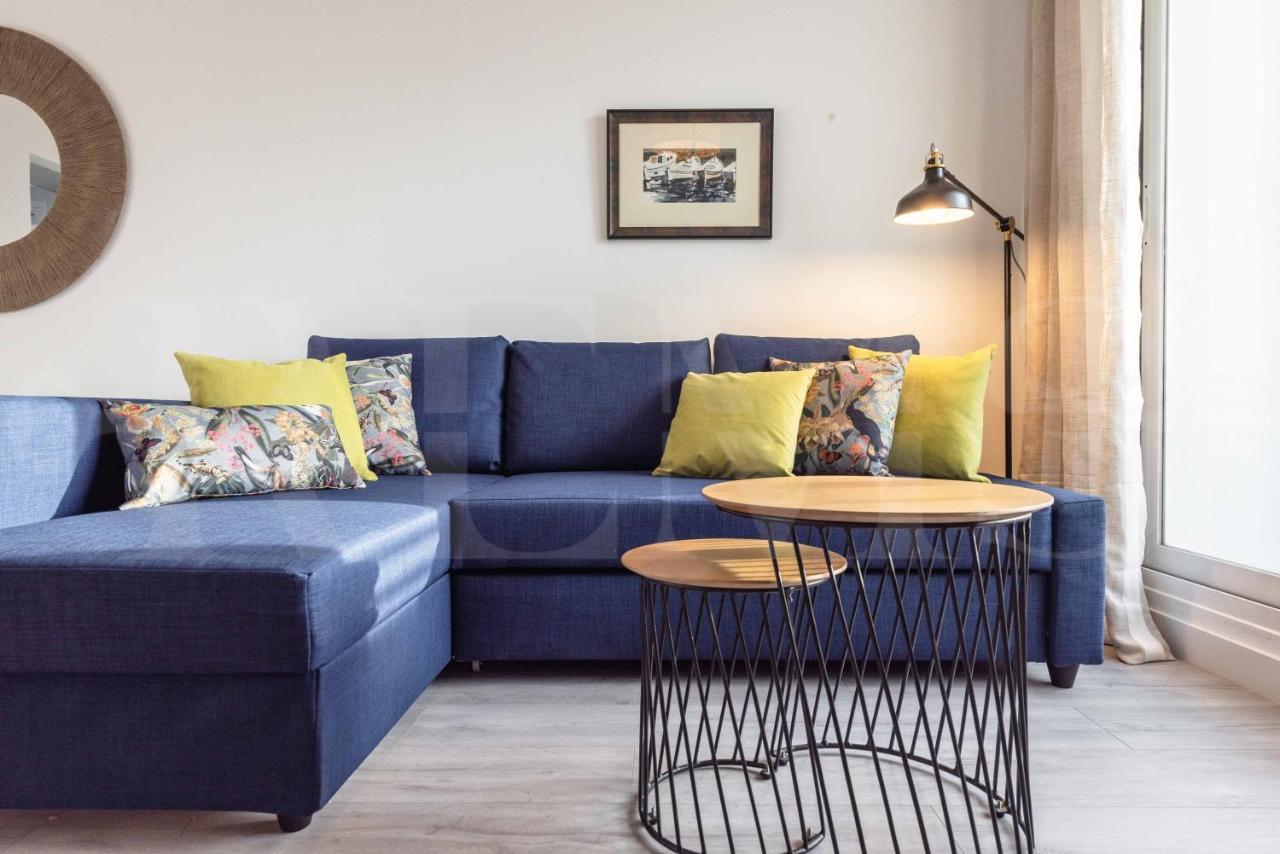 Stylish With Balcony & Parking Near The By Rems Appartement *