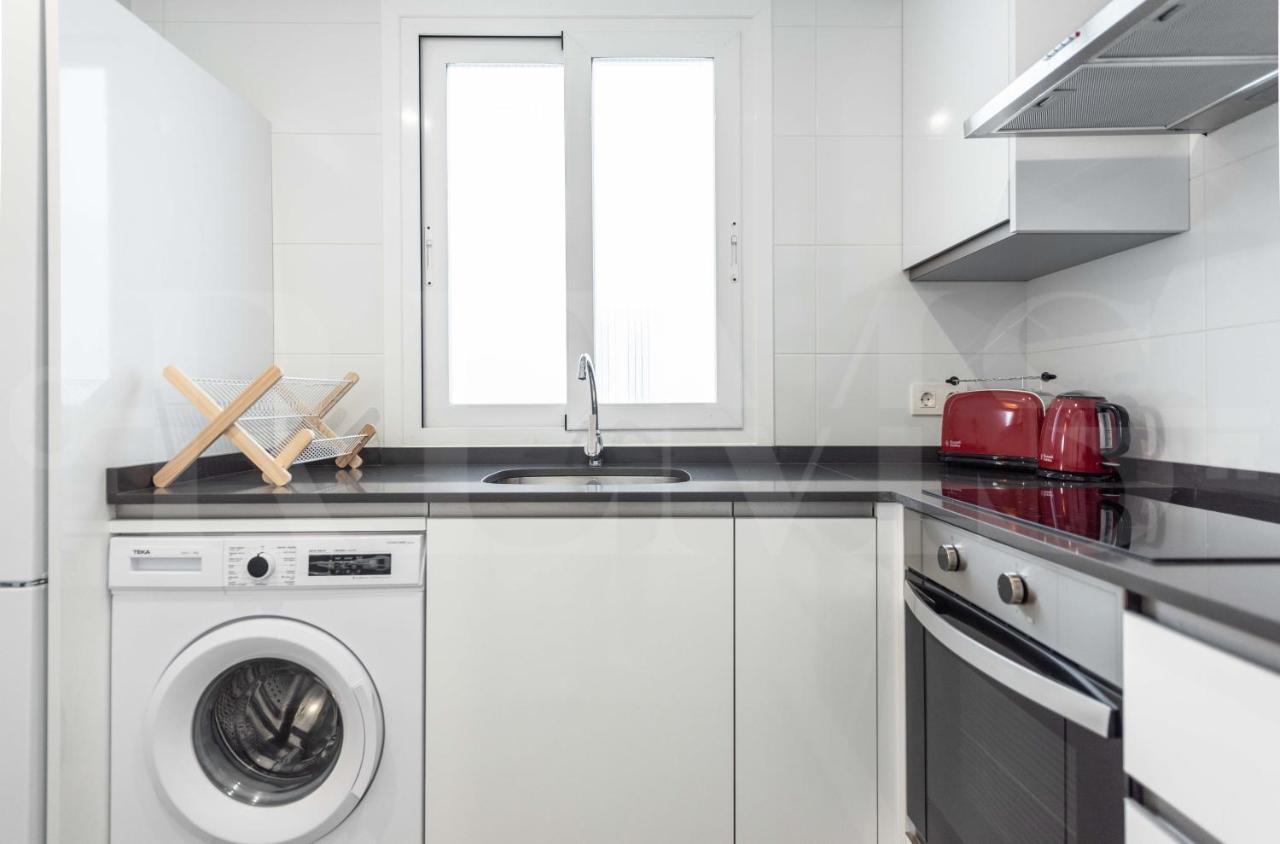 Appartement Stylish With Balcony & Parking Near The By Rems *