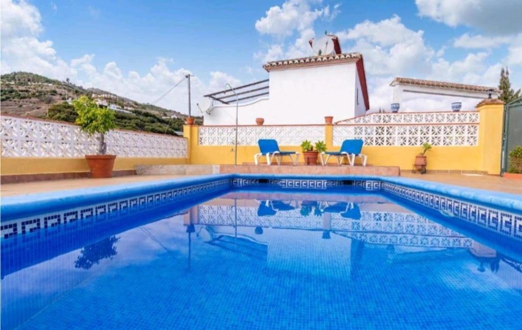 Cortijo Maria Gomez Villa *