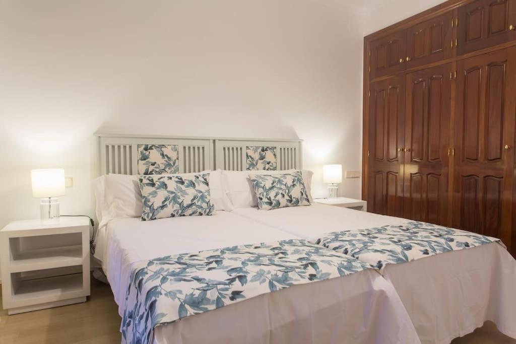 Villa Andalusian On The Sea And The Bay Of Málaga