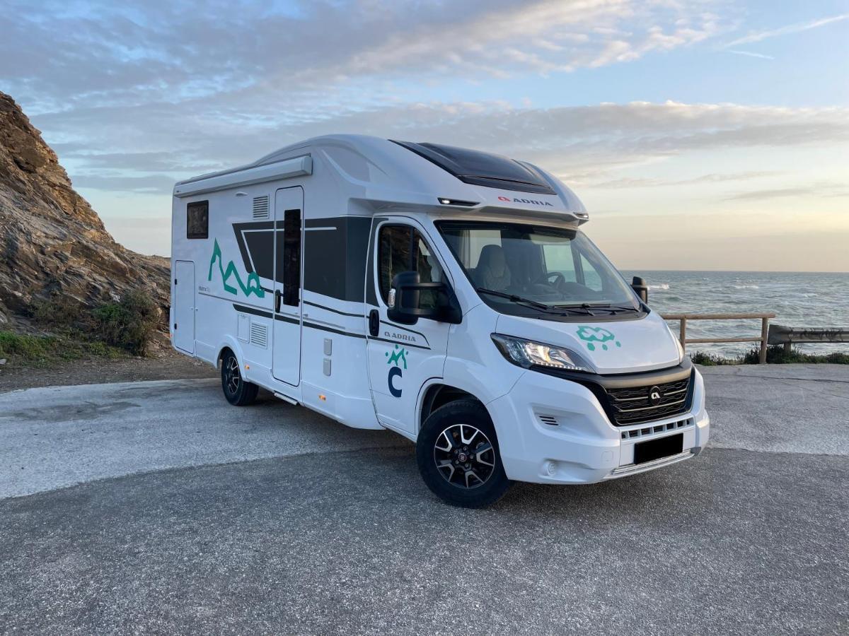 Campiri Base - Motorhome & Rvs Company Hotel en barco *