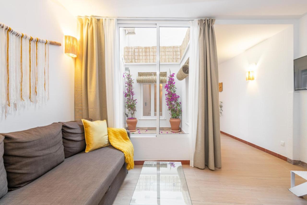 Apartment Alma *