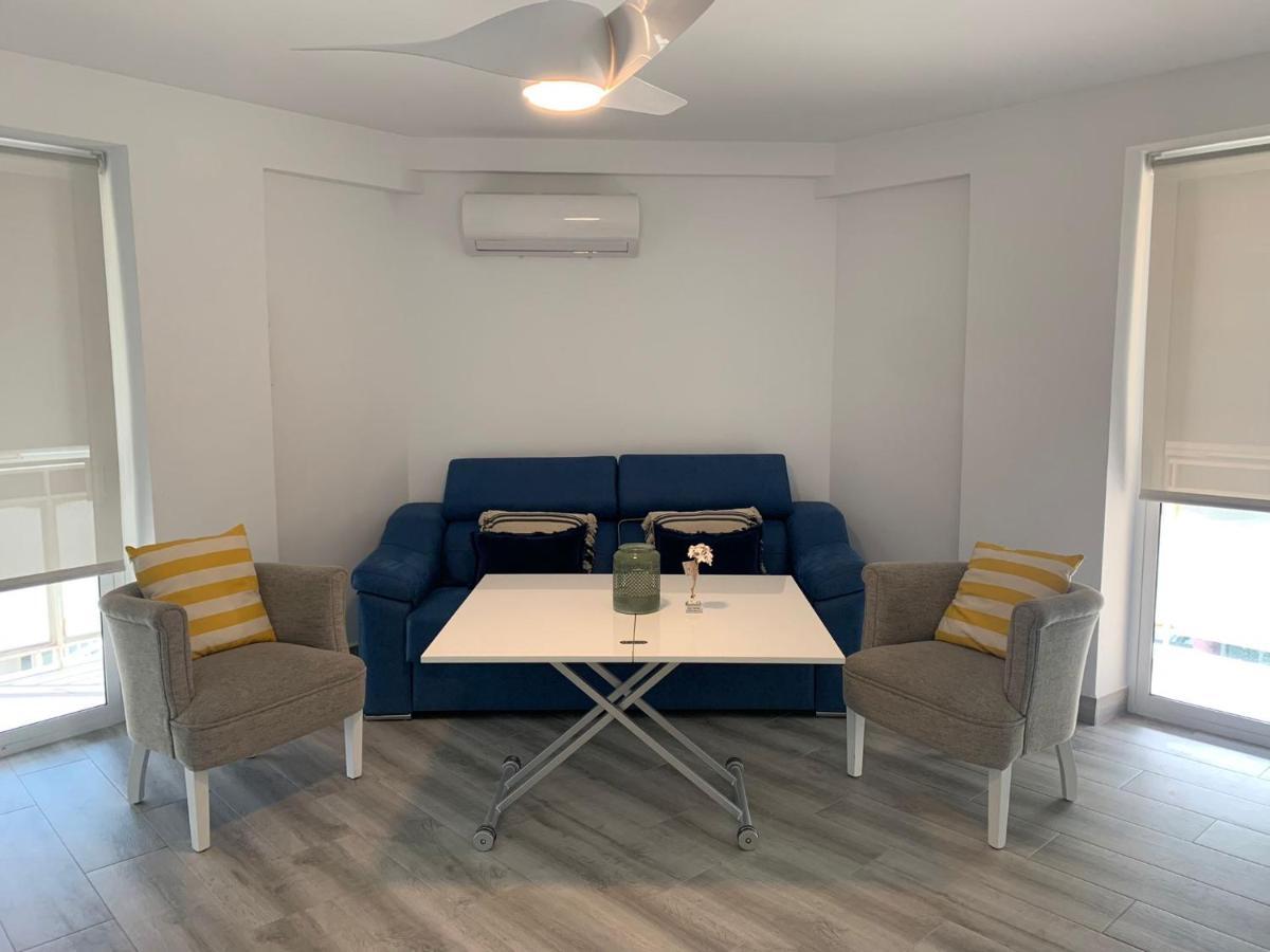 Almansa Shoping & Balcony 3 Bedrooms City Center * Málaga