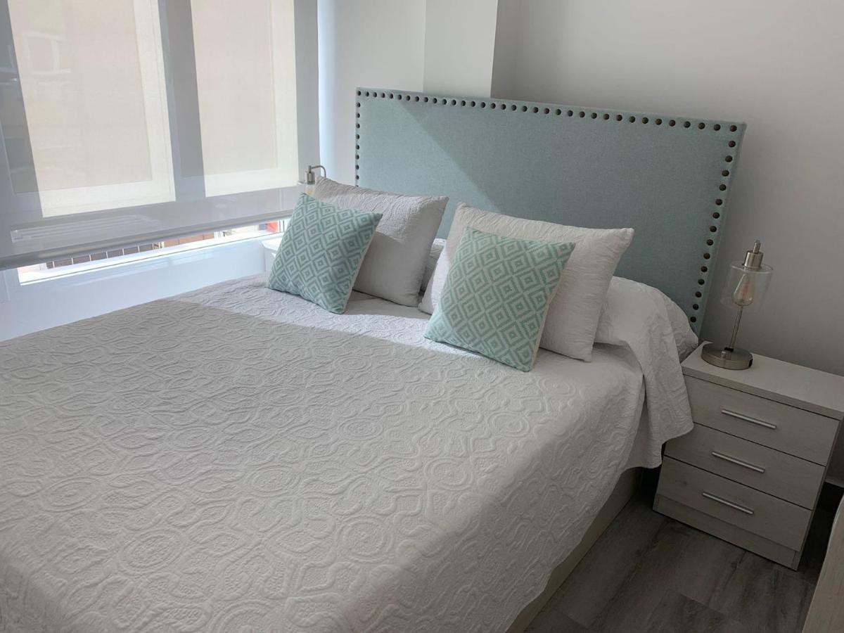 Almansa Shoping & Balcony 3 Bedrooms City Center Apartamento Málaga