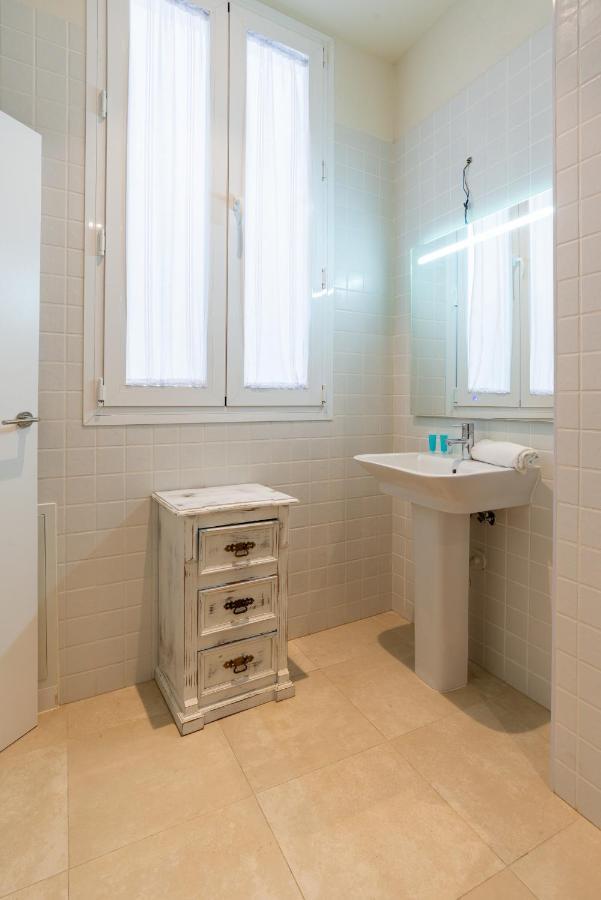 Urbe 10 Carreteria 1 Bedroom Lägenhet *