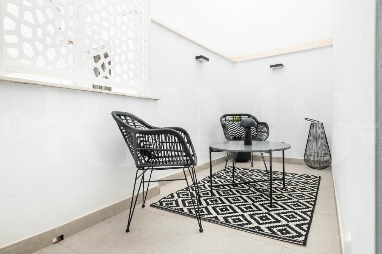 Modern With Patio & Parking By Rems Málaga