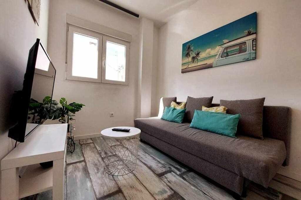 Bonito Apartamento En 2º Linea De Playa & Parking * Málaga