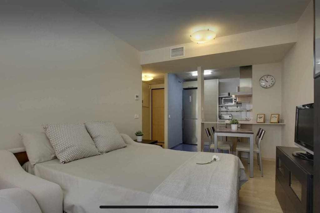 Appartement Pacifico 1º Linea De Playa Con Piscina Y Parking Málaga