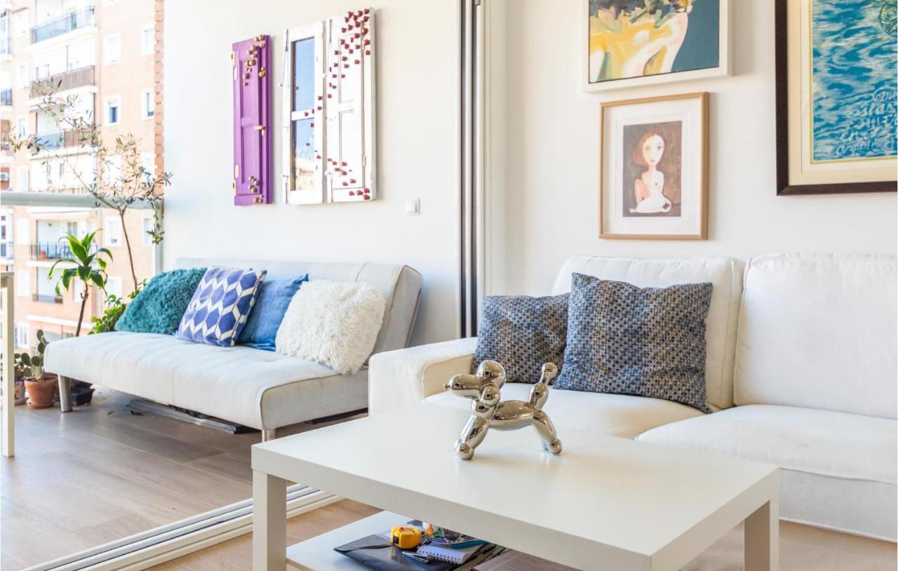 Appartement 3 Bedroom Beautiful In *