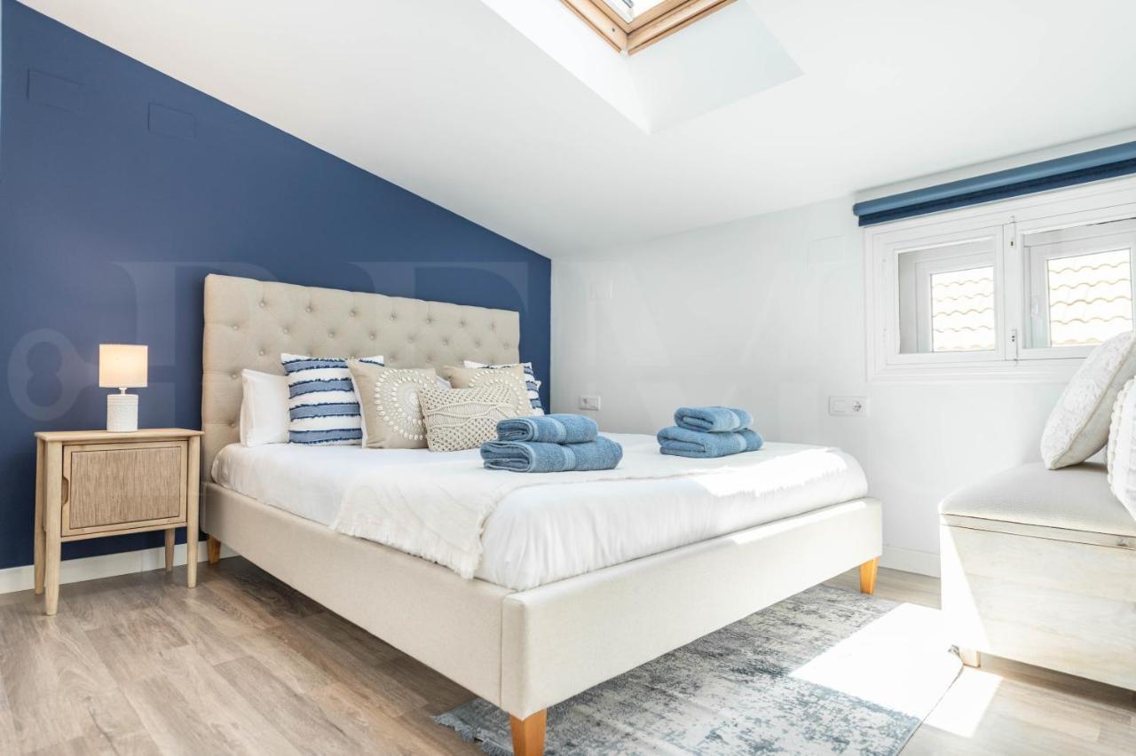 Coastal Attic In The Heart Of By Rems