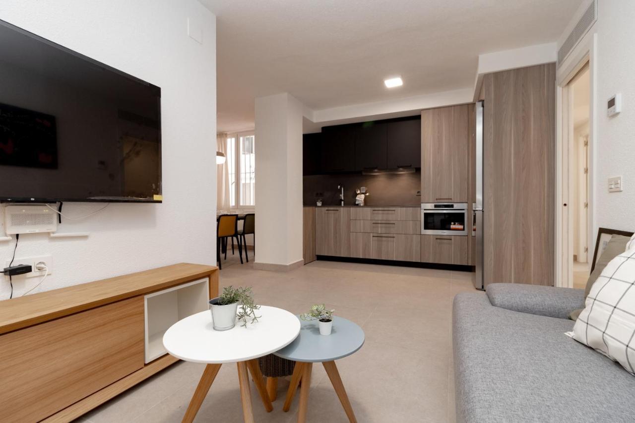 C23 Lovely 4 Bedroom Close To Maria Zambrano Appartement *