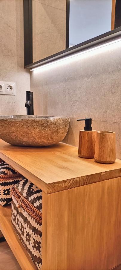 The Secret Oasis Apartment *