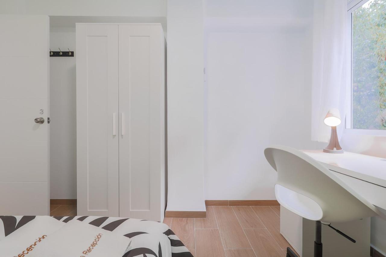 C29 Beutiful & Shiny 4 Bdrm Apartment