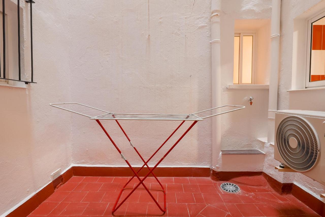 Apartment C29 Beutiful & Shiny 4 Bdrm Malaga