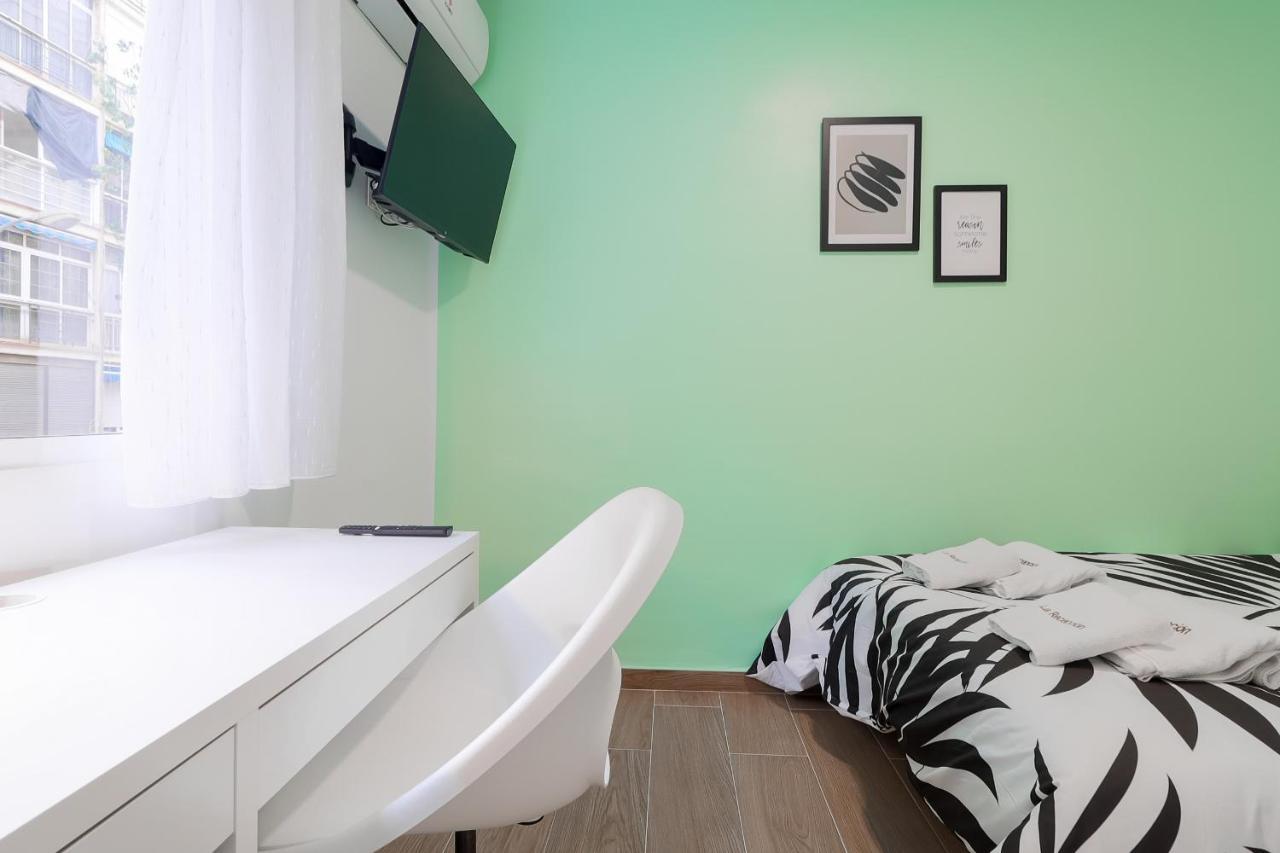C29 Beutiful & Shiny 4 Bdrm Apartment *