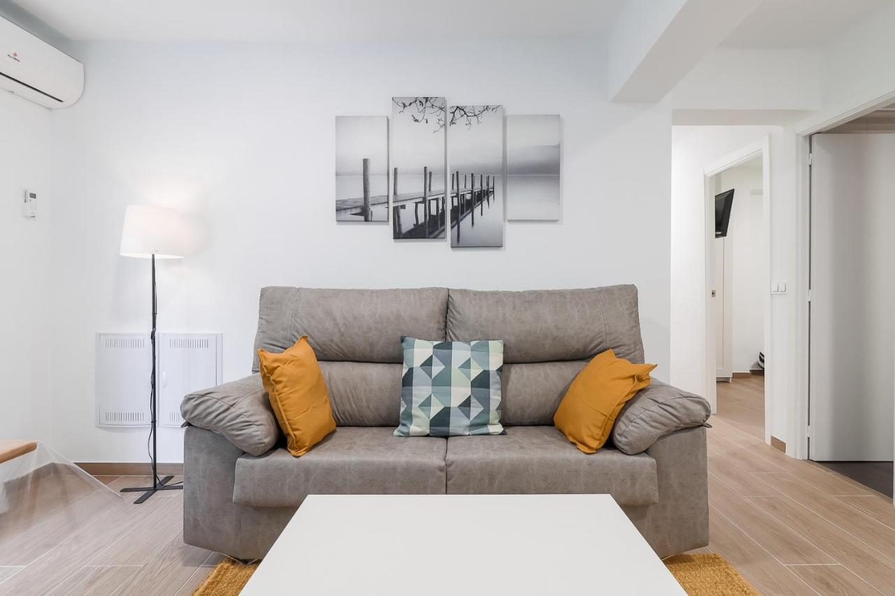 C29 Beutiful & Shiny 4 Bdrm Apartment