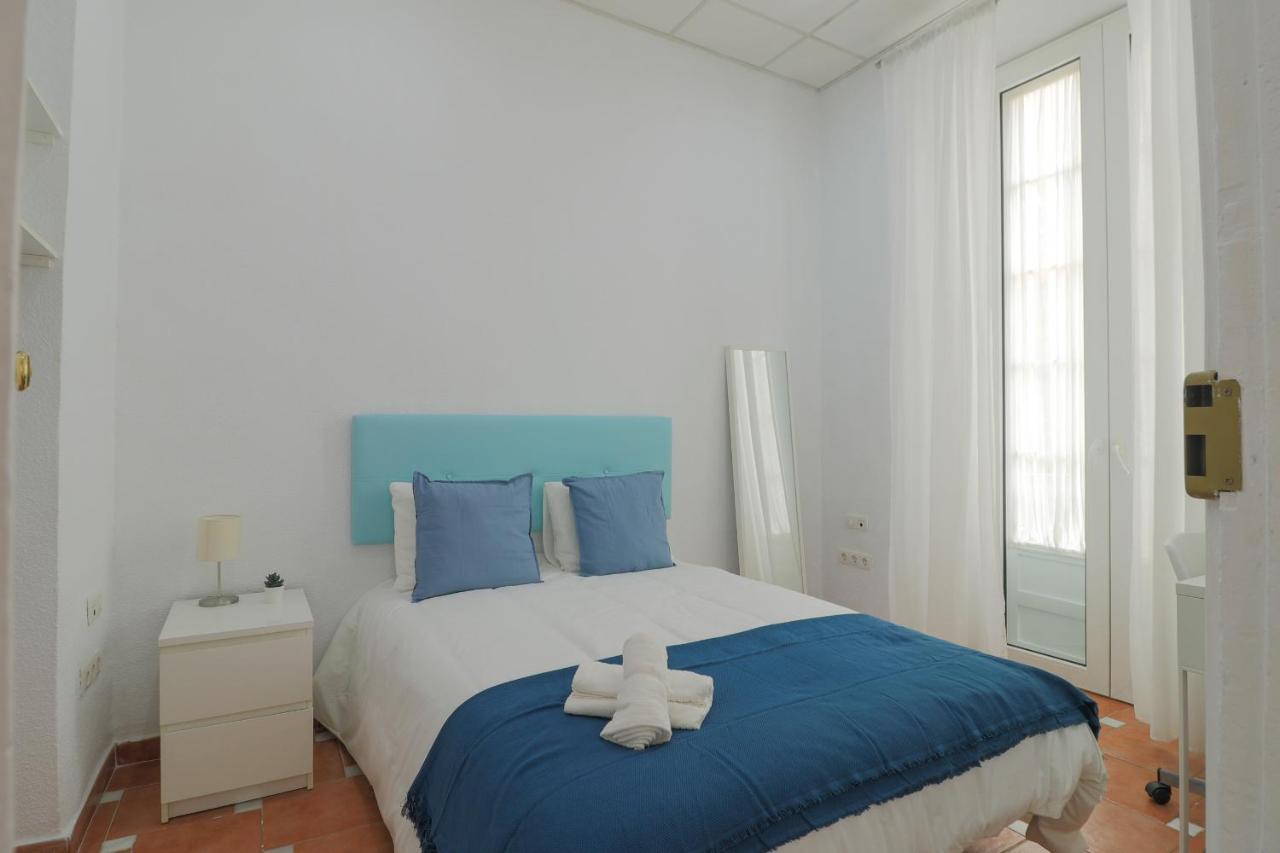 C67 - Shiny 6 Bedrooms In Plaza De La Merced Leilighet *