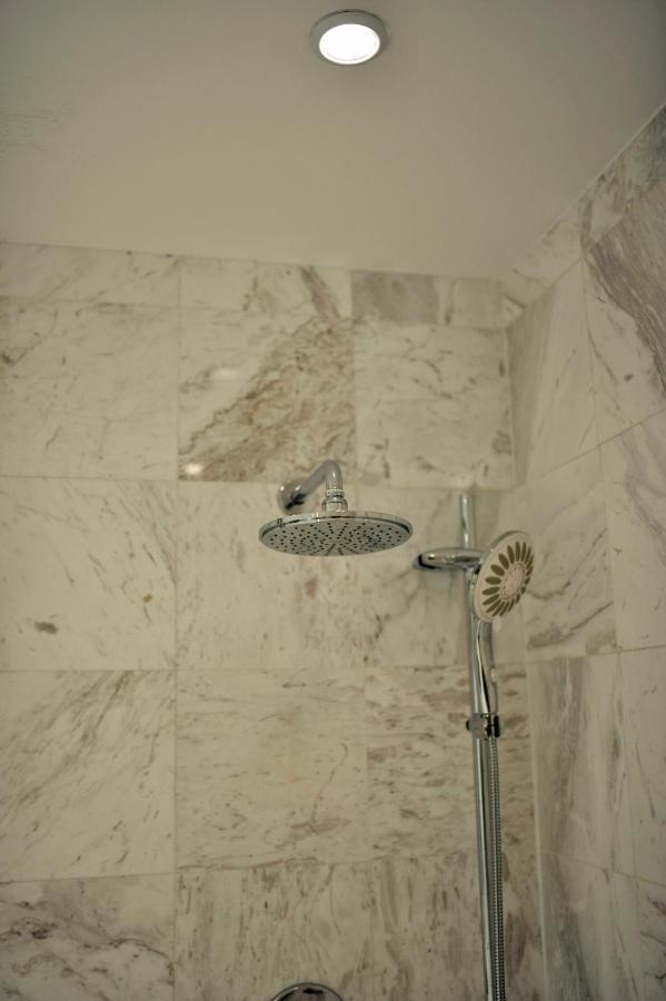Bright In The Hills Of Elviria Apartment *