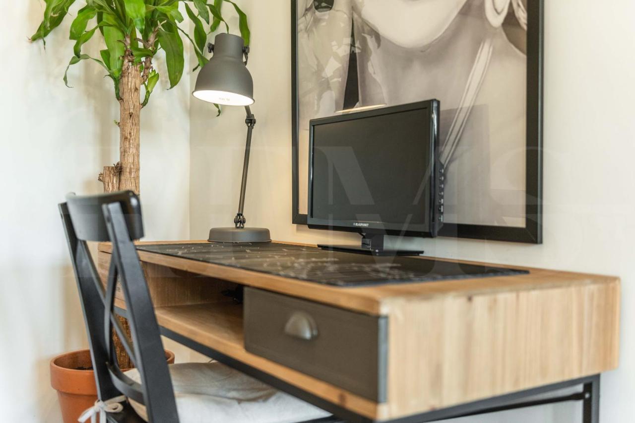 Spacious Next To Plaza De La Merced By Rems Malaga