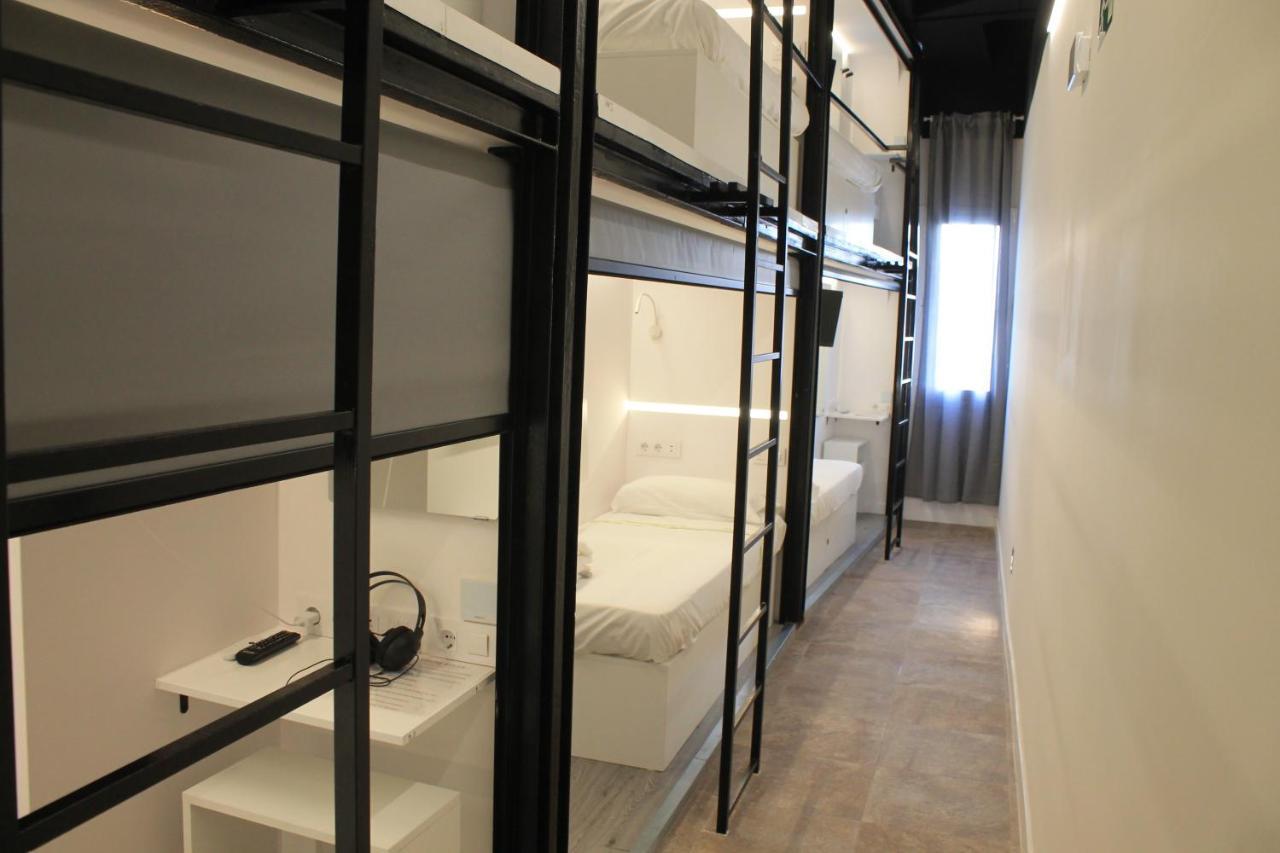 M Pods Capsule hotel Malaga