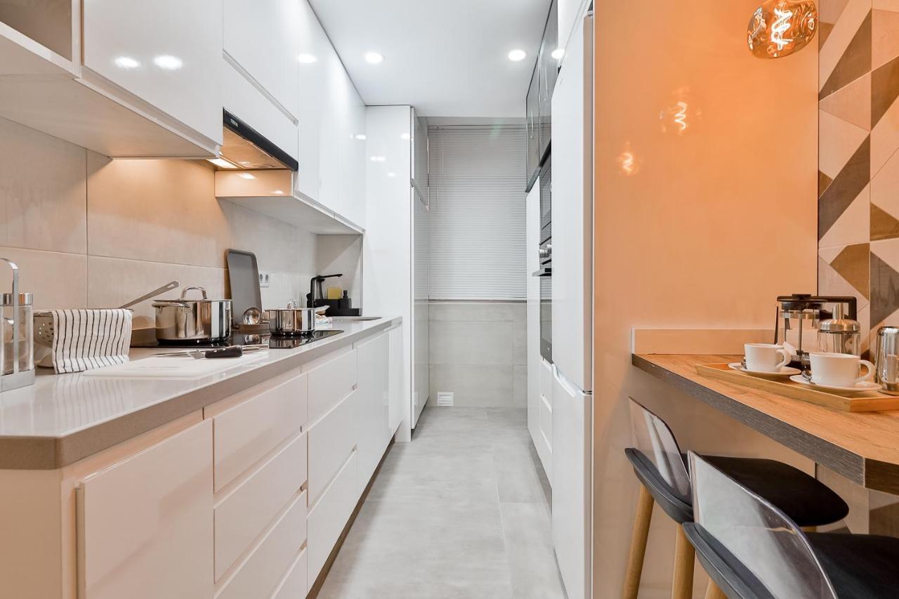 Apartment C24 Fantastic 4 Bedroom With Terrace *