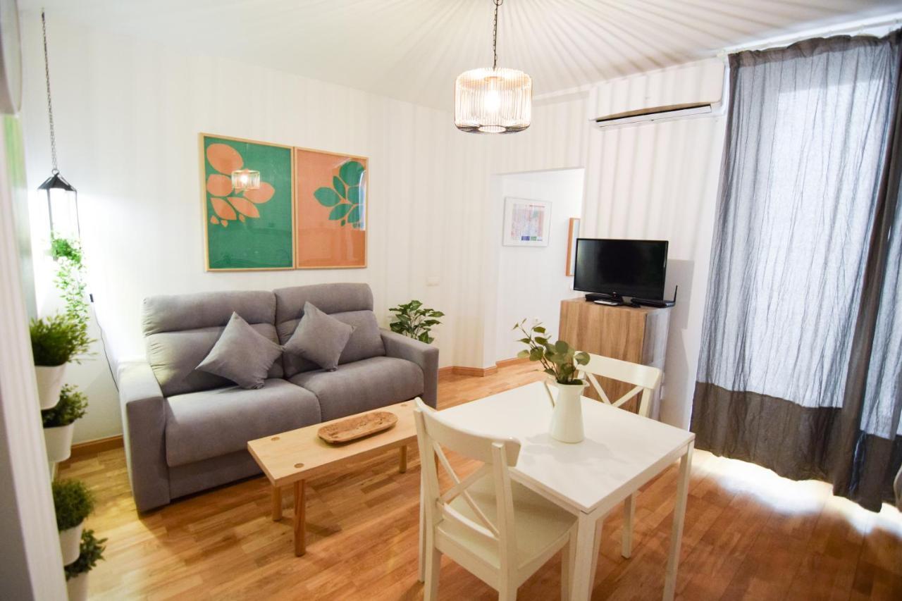 Letmalaga Carreteria Apartment