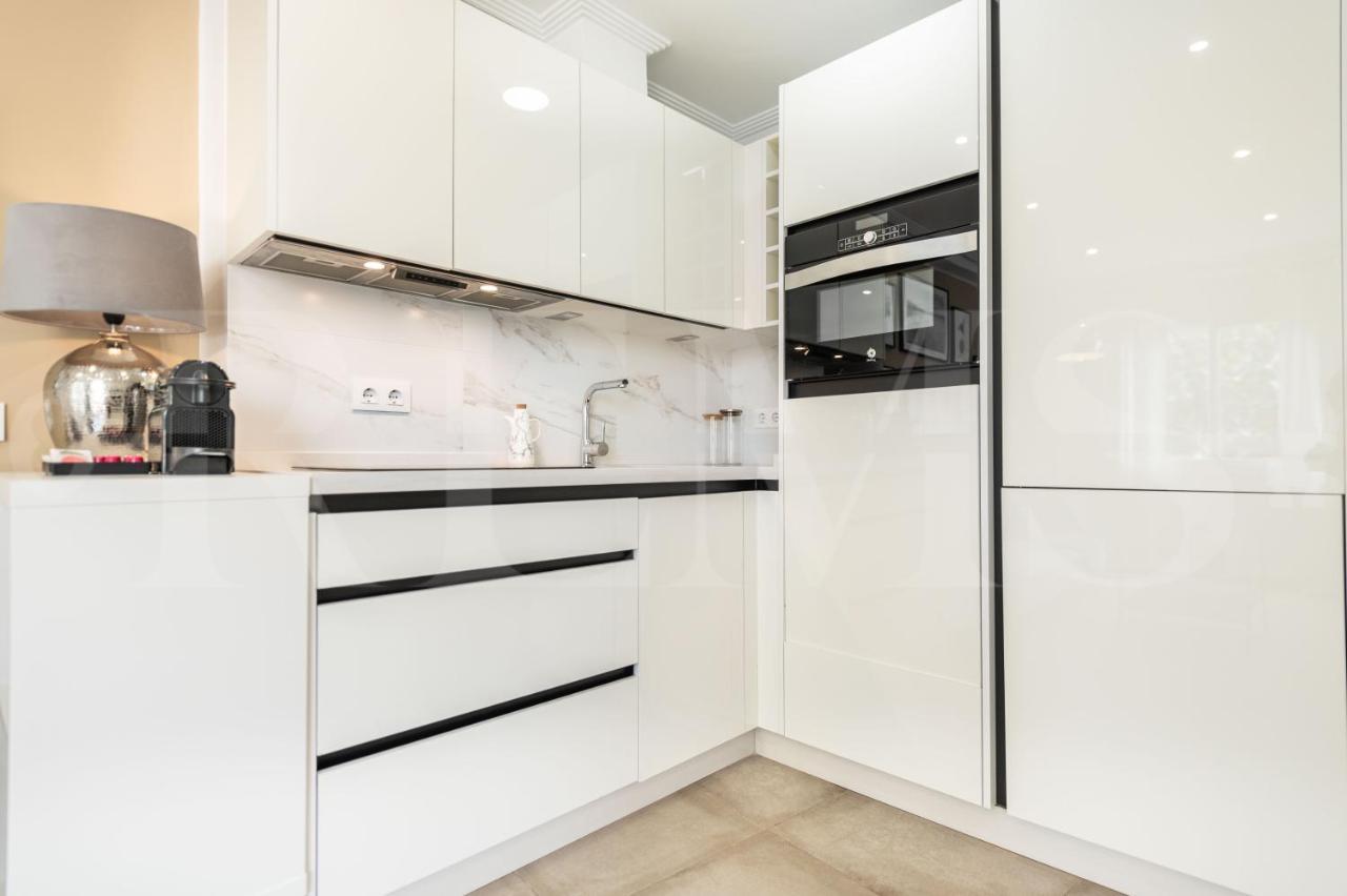 Apartment Serene & Spacious - Center By Rems