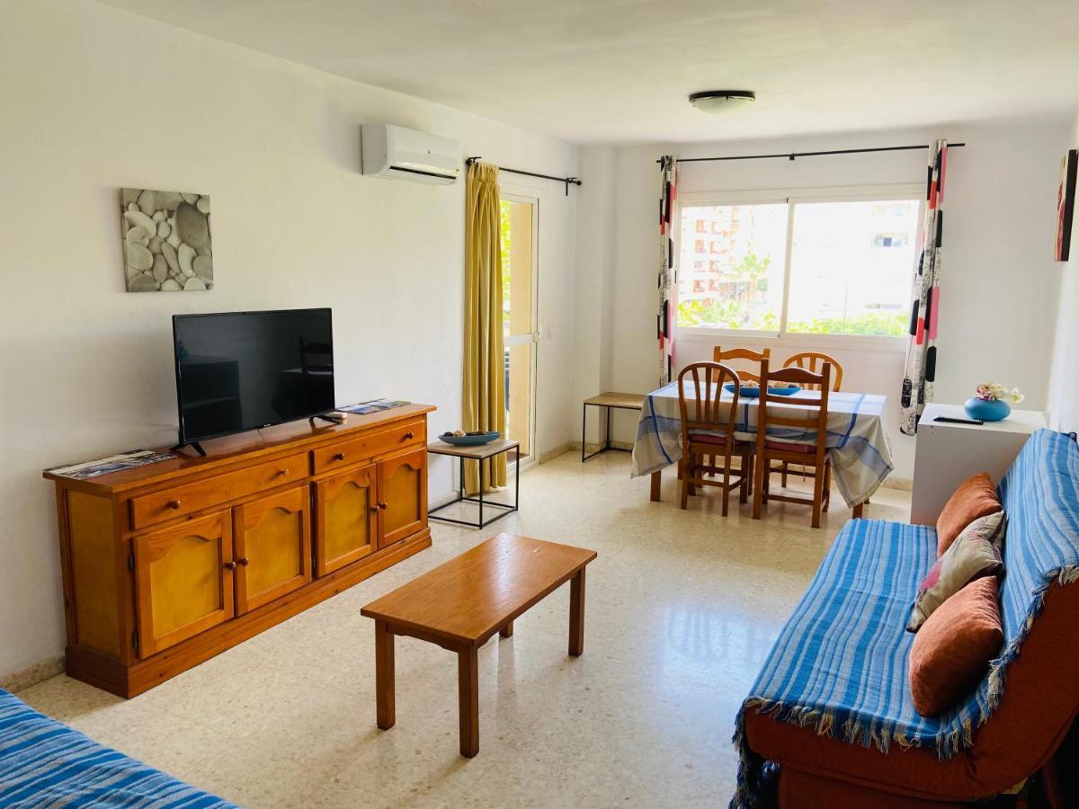 Vivienda De Vacaciones Con Piscina Y Wifi En Teatinos Lägenhet *