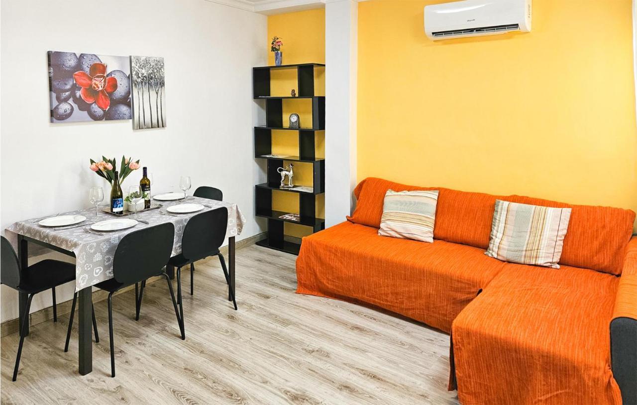 Stunning In With 2 Bedrooms