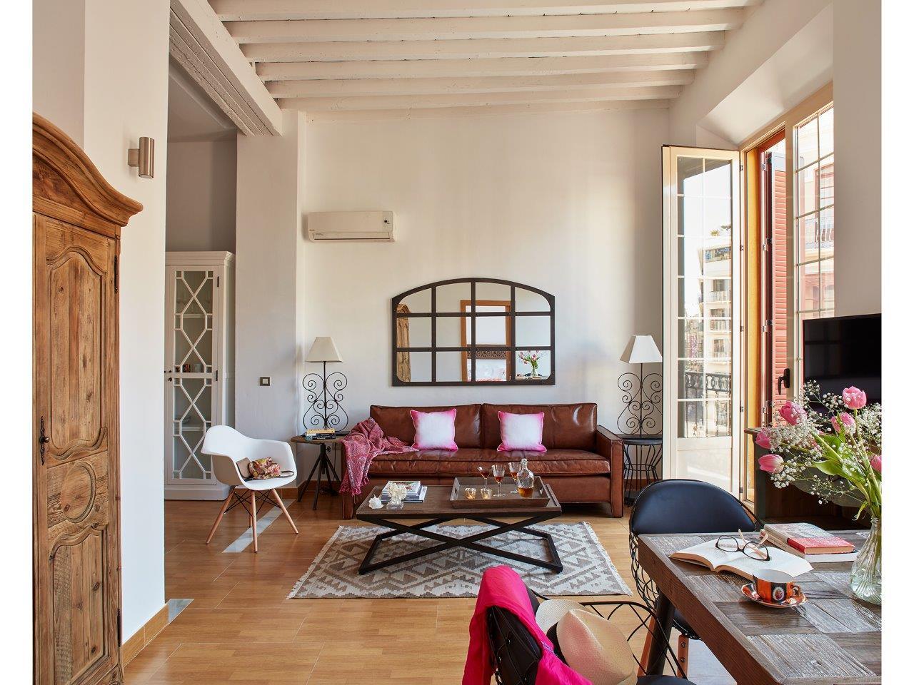 Lodgingmalaga Plaza De La Constitucion Apartment *