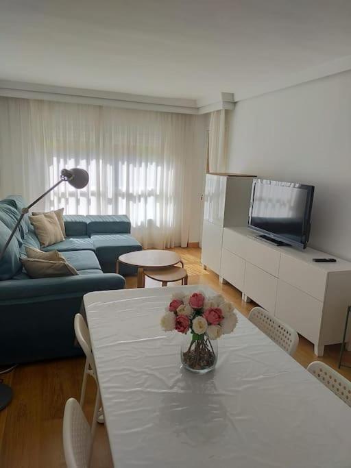 Apartamento Piso En Zona Universitaria-teatinos. *