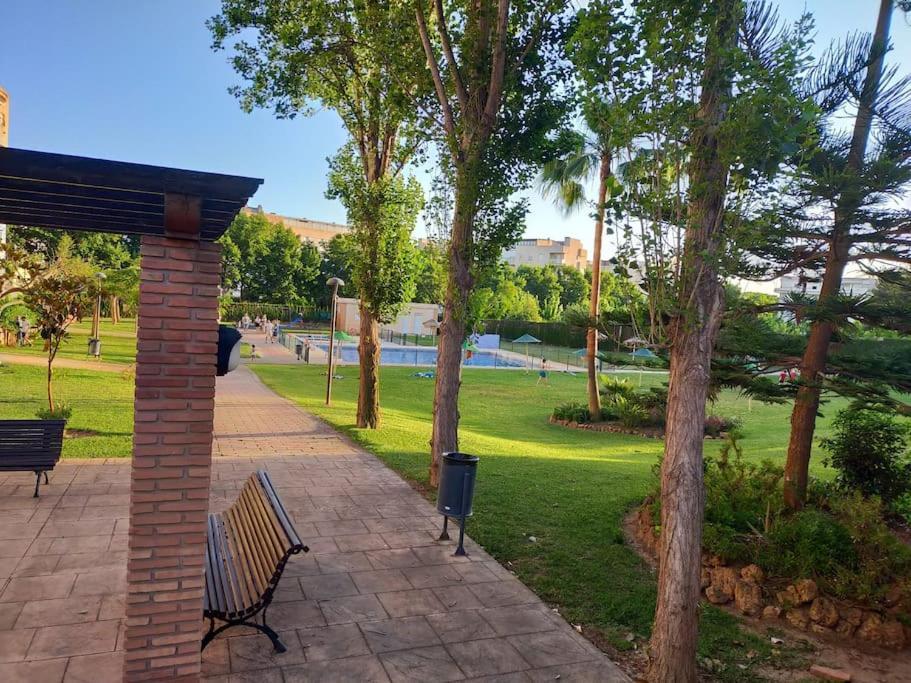Piso En Zona Universitaria-teatinos. Apartamento *