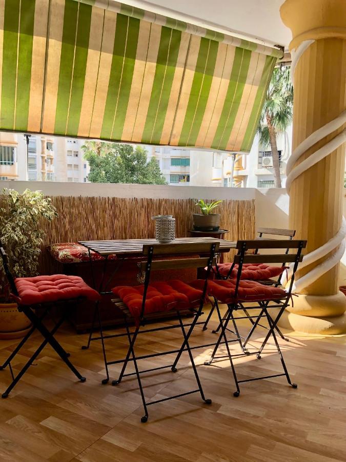 Con Smart Tv En Piso Compartido Con Bano Privado O Compartido Sol Accommodatie bij particulieren Málaga