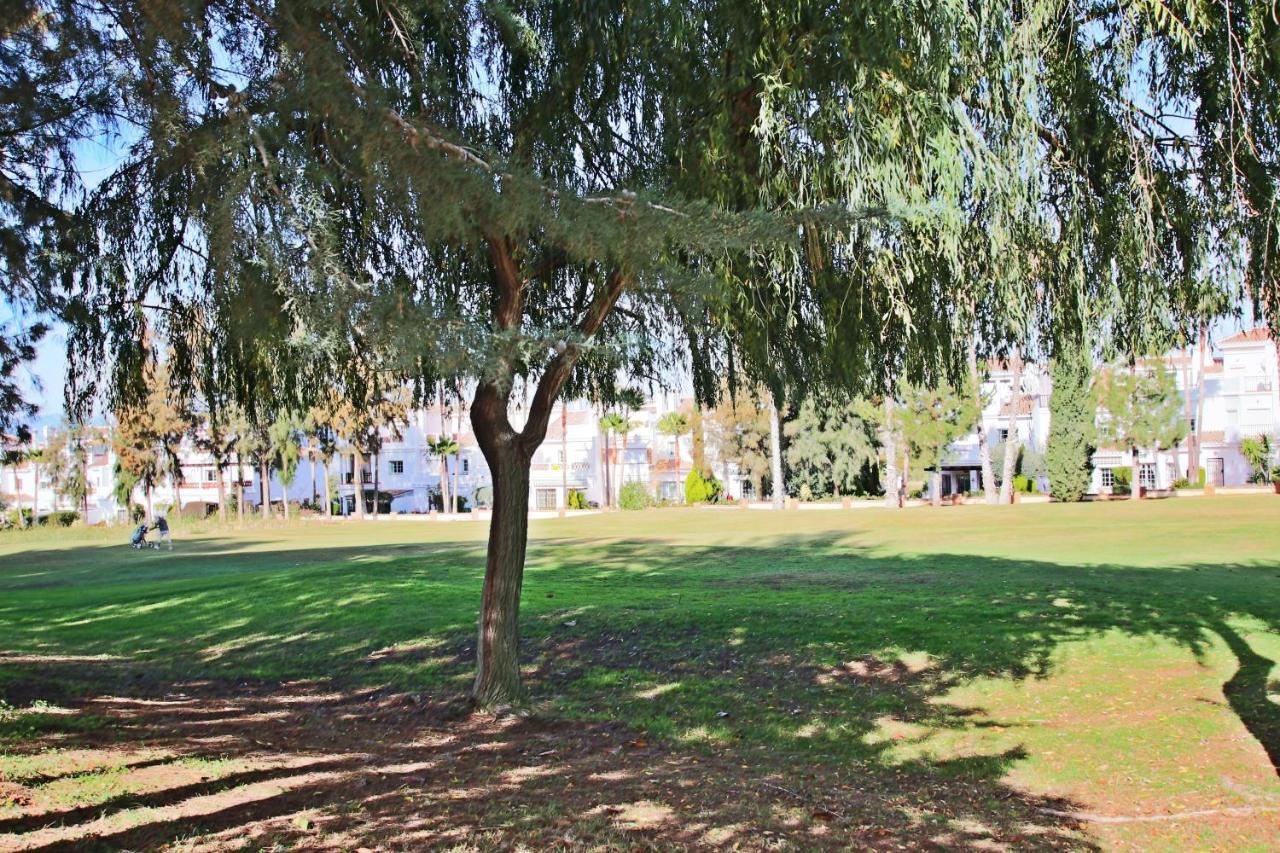 Tess Apartamento Buganvilla Lauro Golf *