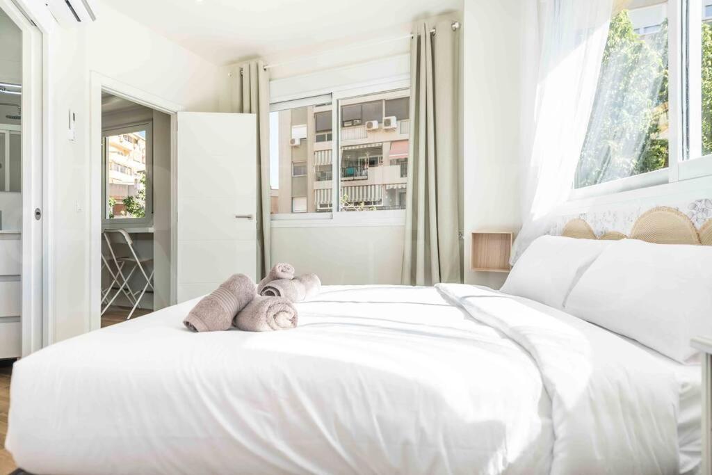 Functional And Sunny Near La Union By Rems *