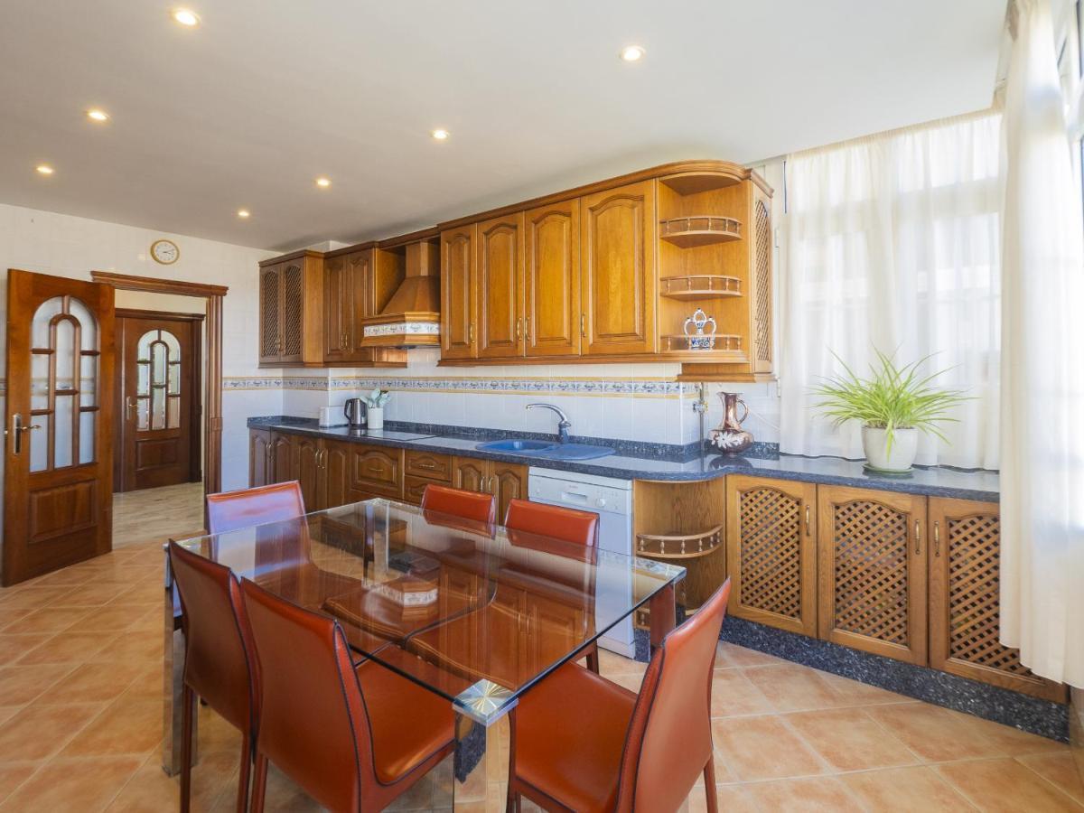 Apartment Cubo's Seaview Port & Free Parking *