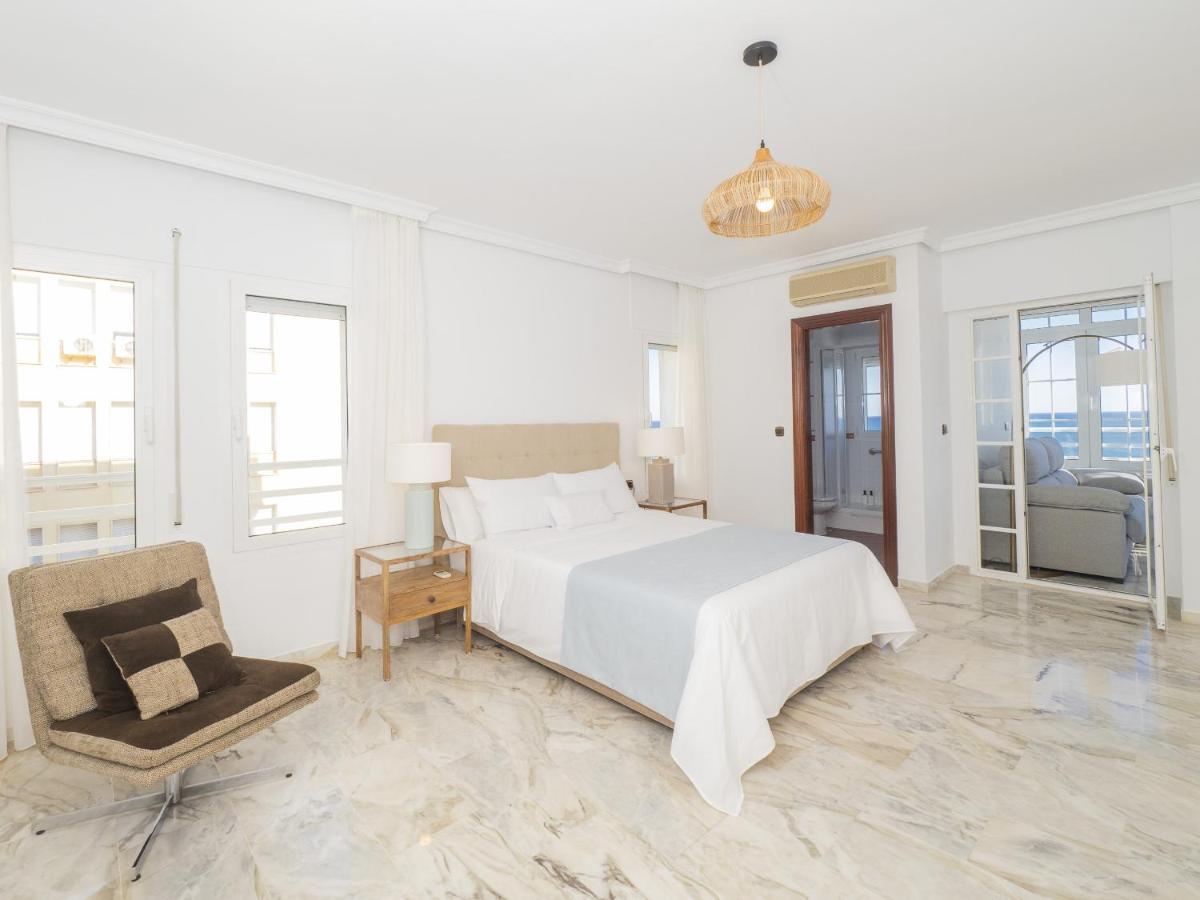 Apartment Cubo's Seaview Port & Free Parking Malaga