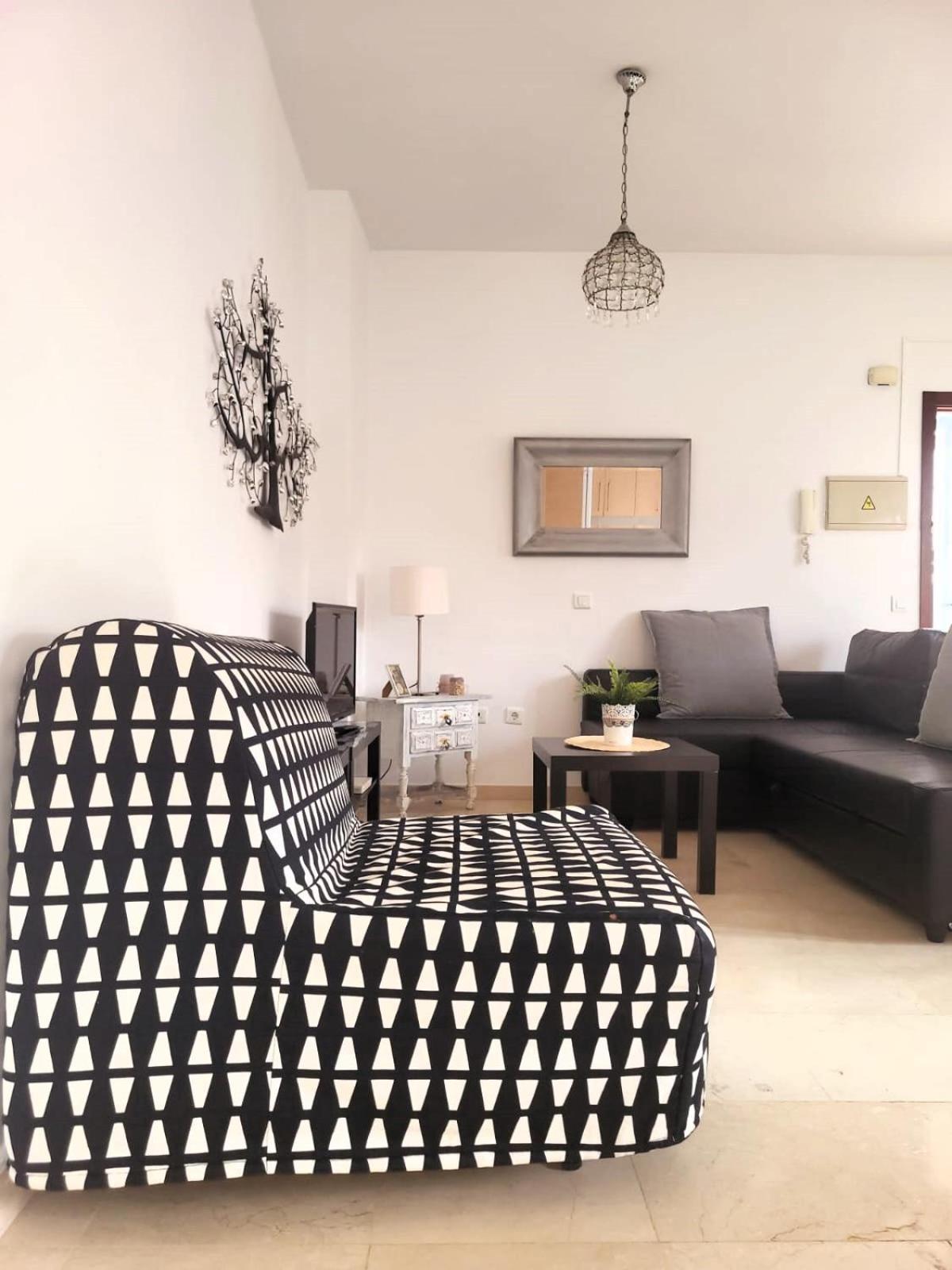 Suncity Flat Gigantes Apartment