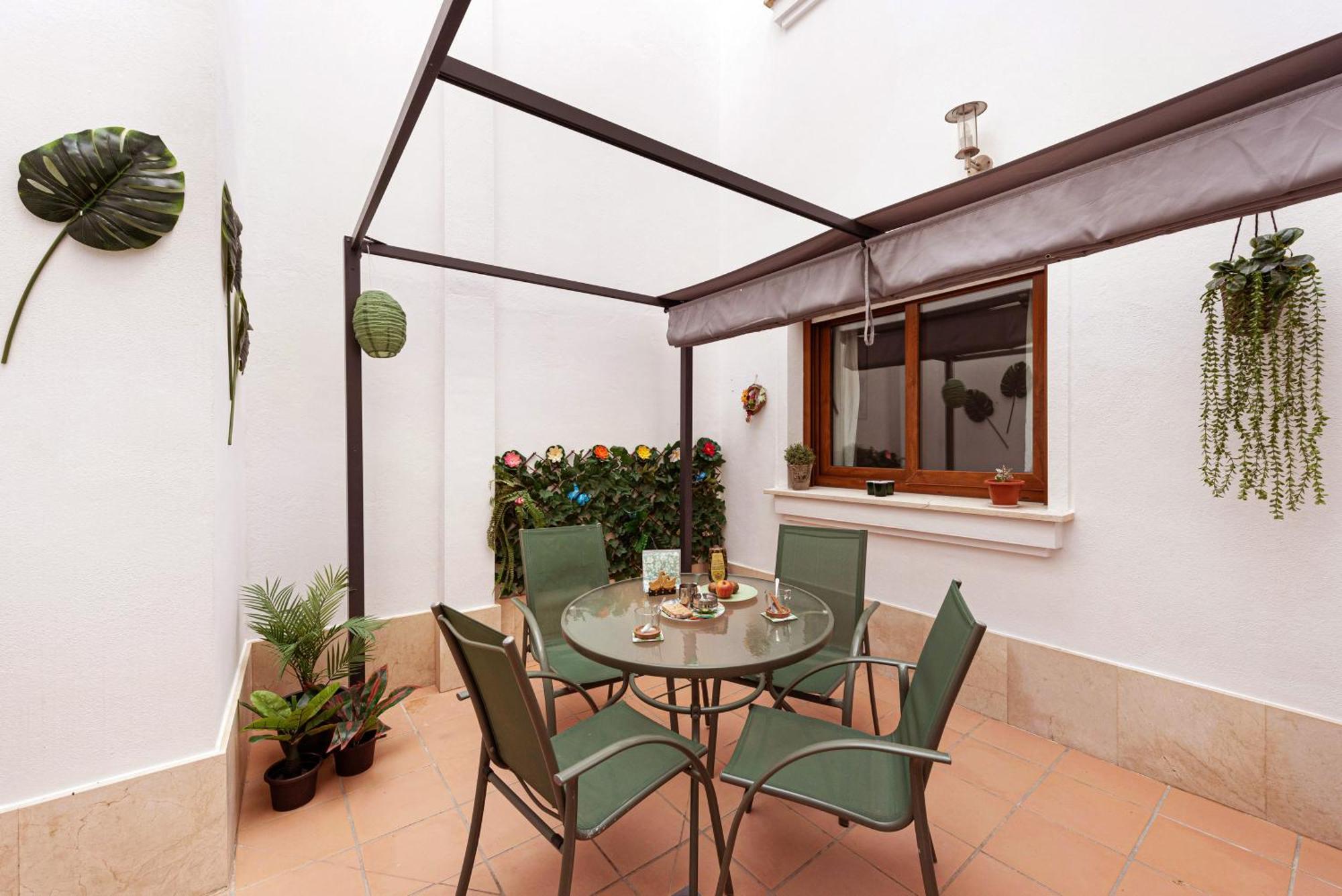 Piscina, Patio Privado Y Aparcamiento * Málaga