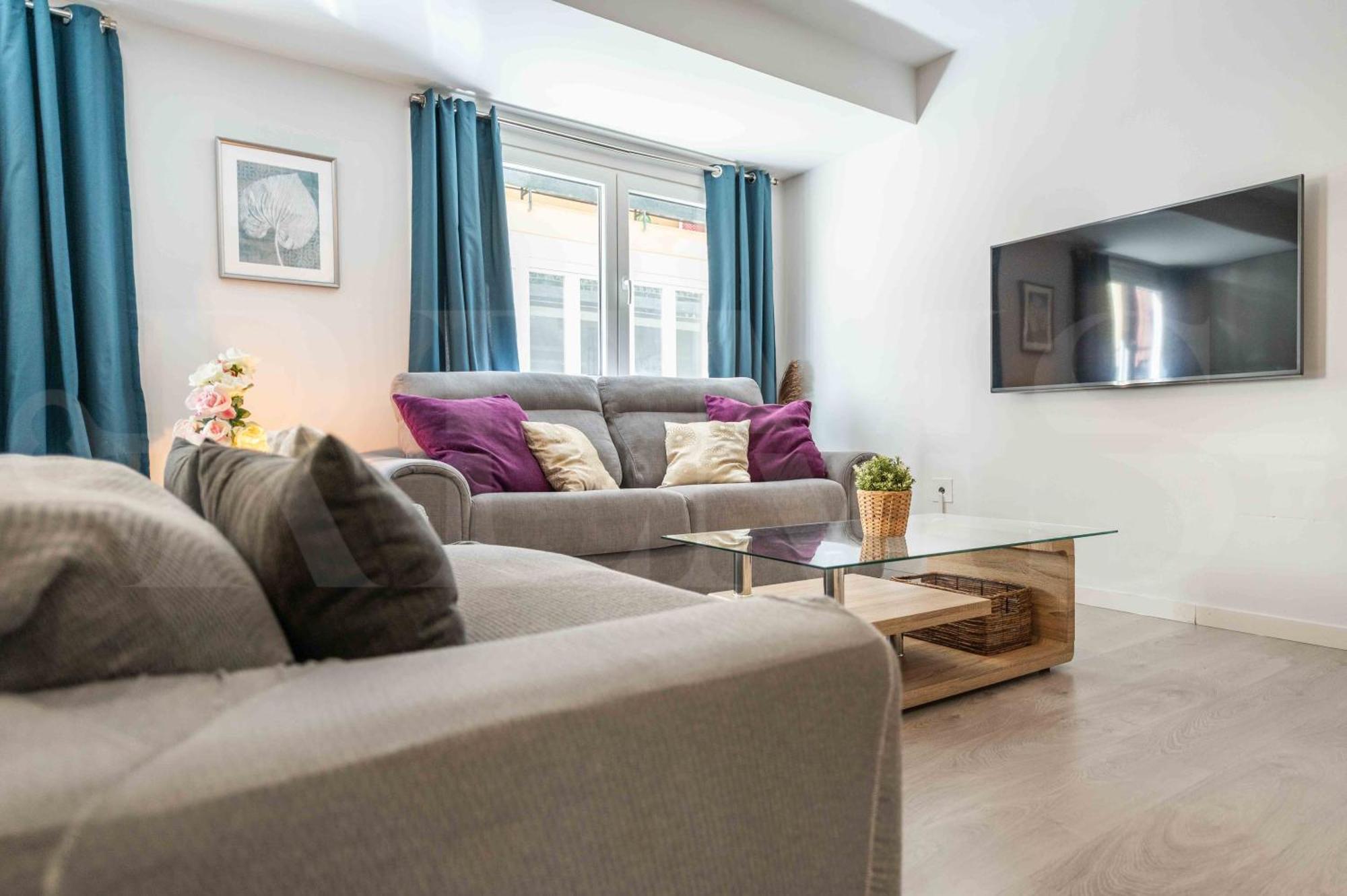 Cosy Flat With Private Balcony - Historic Center By Rems Leilighet *