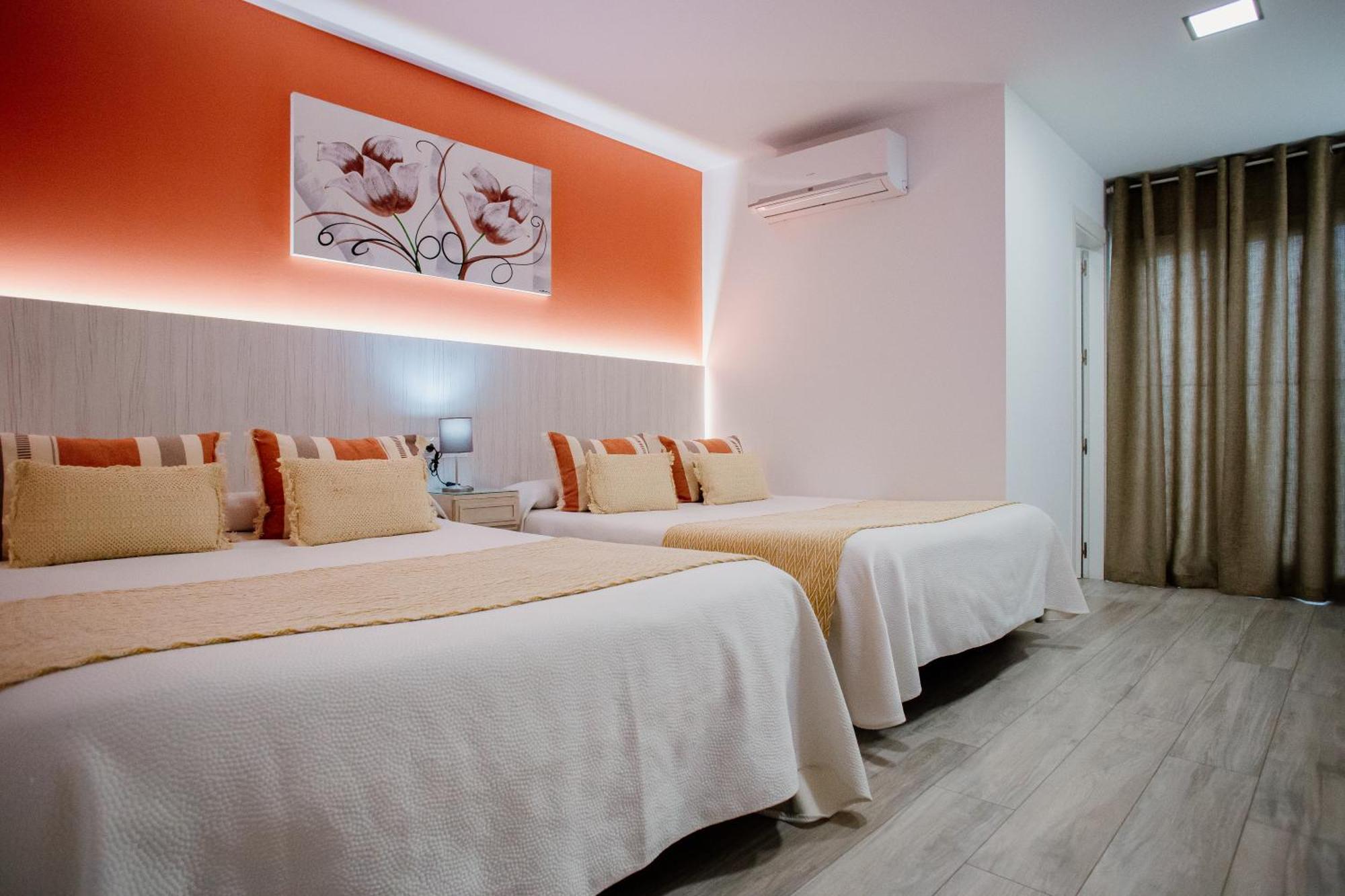 Gasthuis Apartamentos Turisticos Mastil 16 P2 2*