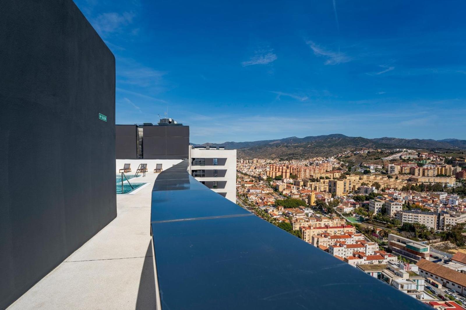Skyline 4 Pool & Parking Free Casa de férias Málaga