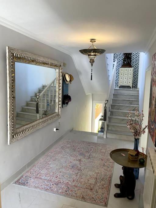 Casa Amplia Y Exclusiva Malaga