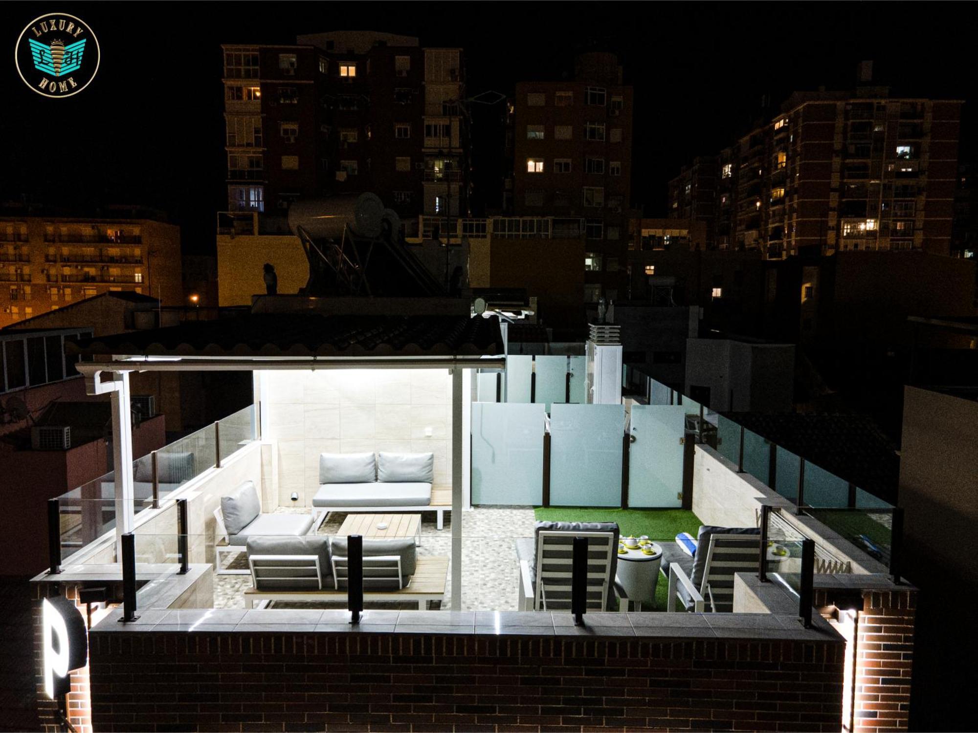 Luxury Poseidon Aparthotel